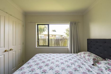 Photo of property in 21 Catalina Drive, Melville, Hamilton, 3206