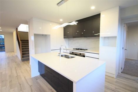 Photo of property in 11 Maka Terrace, Orewa, 0931