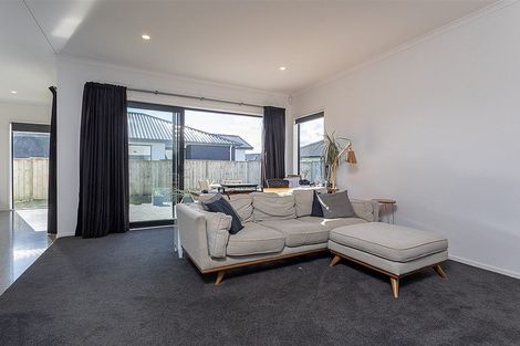 Photo of property in 7 The Landing, Riverhead, 0820