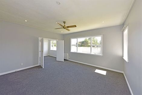 Photo of property in 84 Racecourse Road, Sockburn, Christchurch, 8042