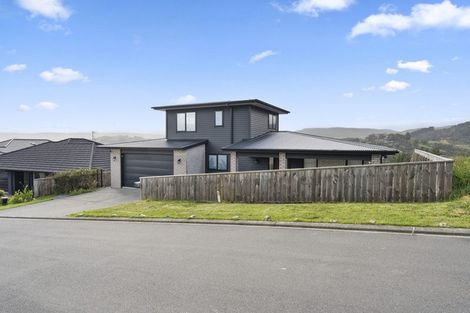 Photo of property in 18 Topsail Way, Whitby, Porirua, 5024
