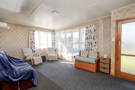Photo of property in 5 Empire Street, Dannevirke, 4930