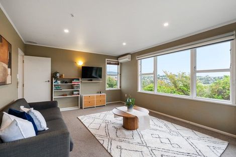 Photo of property in 19 Jane Grove, Paparangi, Wellington, 6037