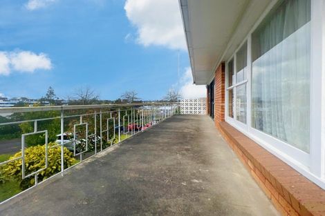 Photo of property in 4 Pembroke Lane, Hamilton Lake, Hamilton, 3204
