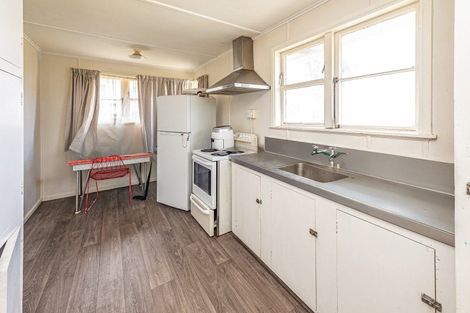Photo of property in 25 Harper Street, Gonville, Whanganui, 4501