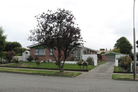 Photo of property in 70 Toorak Avenue, Avonhead, Christchurch, 8042