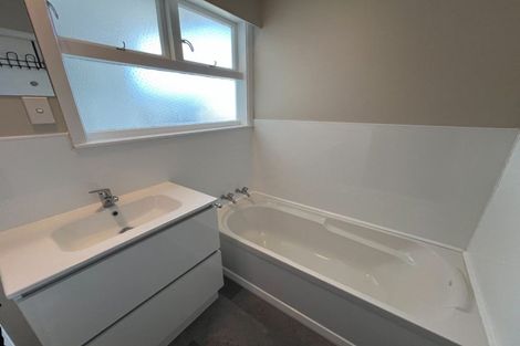 Photo of property in 24 Stephens Crescent, Highbury, Palmerston North, 4412