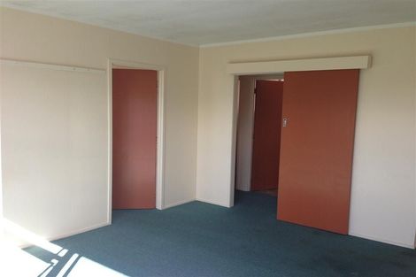 Photo of property in 2/8 Margaret Road, Papatoetoe, Auckland, 2025