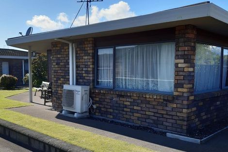 Photo of property in 1/19 Veale Road, Frankleigh Park, New Plymouth, 4310
