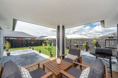 Photo of property in 19 Kowhai Drive, Cambridge, 3434