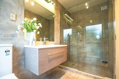 Photo of property in 23 Reserva Crescent, Kumeu, 0810