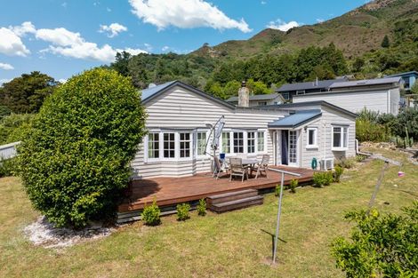 Photo of property in 13 Main Rd Havelock, Havelock, 7100