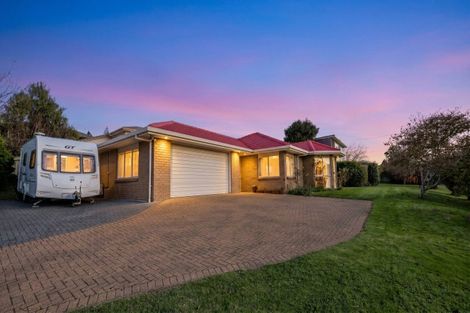 Photo of property in 1 Cobbe Place, Pomare, Rotorua, 3015