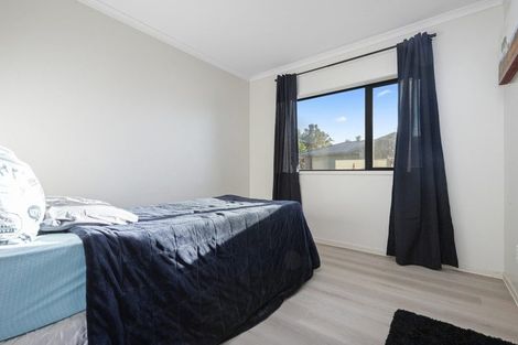 Photo of property in 12 Rays Way, Tuakau, 2121