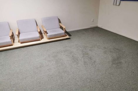 Photo of property in 1/66 Pupuke Road, Hillcrest, Auckland, 0627