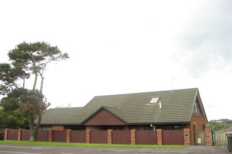 Photo of property in 373 Mangorei Road, Merrilands, New Plymouth, 4312