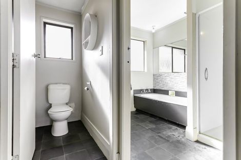 Photo of property in 32 Newcastle Road, Dinsdale, Hamilton, 3204