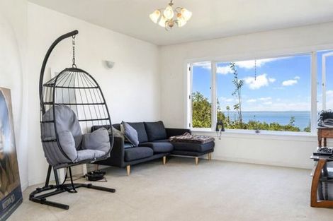 Photo of property in 6 Grendon Road, Titirangi, Auckland, 0604