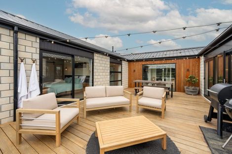 Photo of property in 19 Carex Grove, Foxton Beach, Foxton, 4815