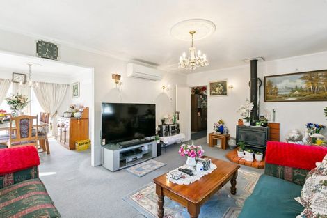 Photo of property in 24 Turriff Crescent, Tawa, Wellington, 5028