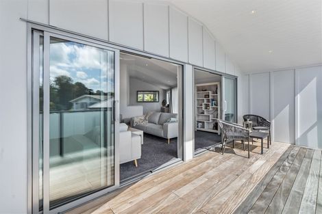 Photo of property in 49a Riverhills Avenue, Pakuranga Heights, Auckland, 2010