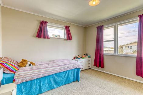 Photo of property in 30 Paenui Street, Titahi Bay, Porirua, 5022