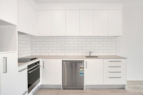 Photo of property in 102/36b Greenslade Crescent, Northcote, Auckland, 0627