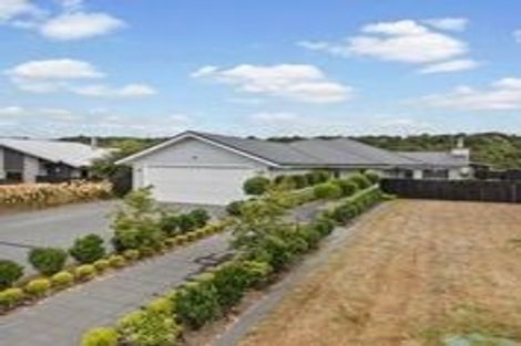 Photo of property in 58 Montgomery Crescent, Kinloch, Taupo, 3377