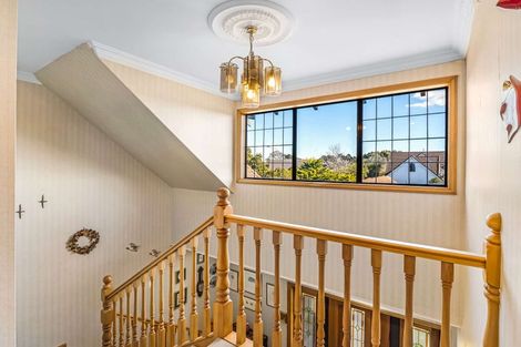 Photo of property in 43 Kilkenny Place, Fitzherbert, Palmerston North, 4410