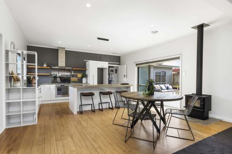 Photo of property in 32u5 Forsyth Street, Saint Andrews, Hamilton, 3200