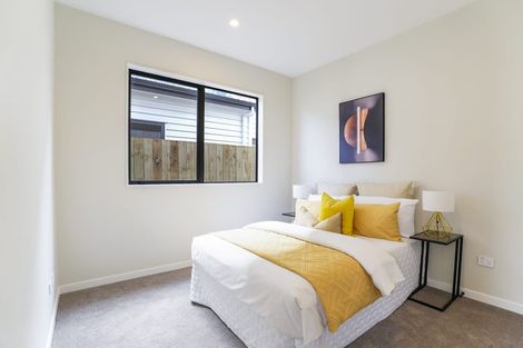 Photo of property in 4 Pukeko Road, Hobsonville, 0616