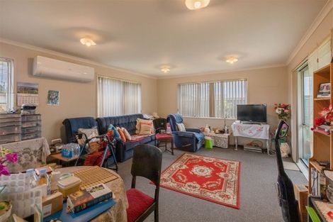 Photo of property in 17h Meeanee Road, Taradale, Napier, 4112