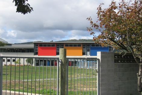 Photo of property in 6f2- Granville Street, Silverstream, Upper Hutt, 5019