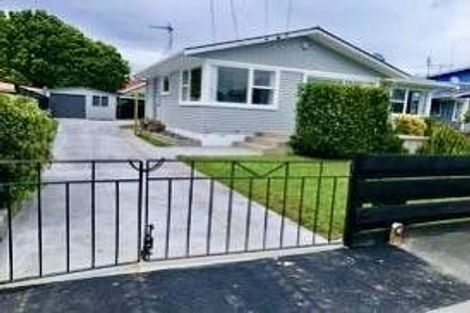 Photo of property in 50 Mears Road, St Andrews, Hamilton, 3200