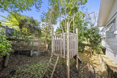 Photo of property in 27 Cedar Heights Avenue, Massey, Auckland, 0614