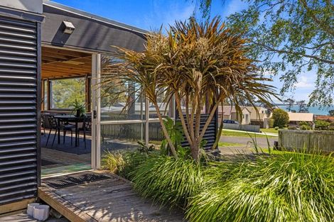 Photo of property in 21 Whenuariri Place, Maketu, 3189