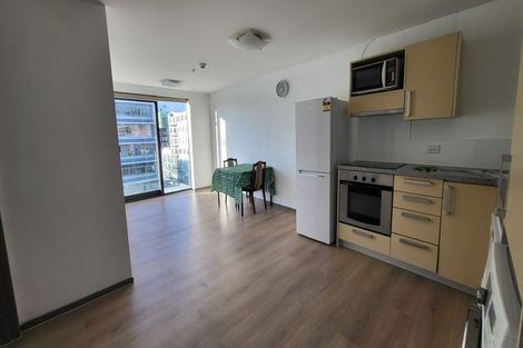 Photo of property in Dual Apartments, 506/142 Vivian Street, Te Aro, Wellington, 6011