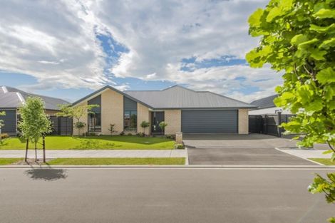Photo of property in 7 Northmoor Boulevard, Rolleston, 7615