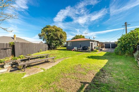 Photo of property in 35 Bennett Street, Gonville, Whanganui, 4501