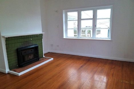 Photo of property in 48 Delta Avenue, New Lynn, Auckland, 0600
