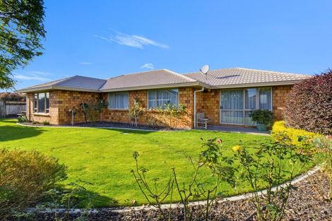 Photo of property in 4 Brooklyn Heights Drive, Kelvin Grove, Palmerston North, 4414