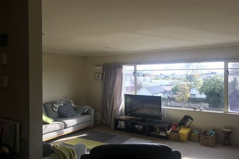 Photo of property in 1u2 Palmerston Street, Hamilton Central, Hamilton, 3204