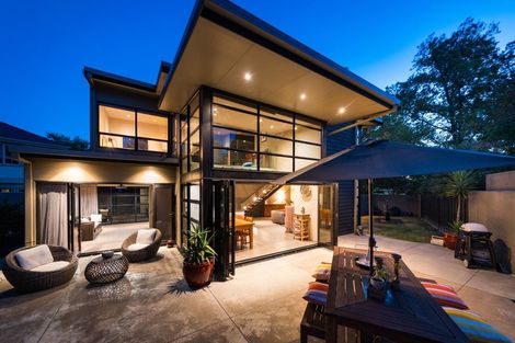 Photo of property in 143 Victoria Avenue, Hokowhitu, Palmerston North, 4410