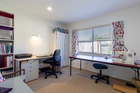 Photo of property in 16 San Vito Place, Paraparaumu Beach, Paraparaumu, 5032