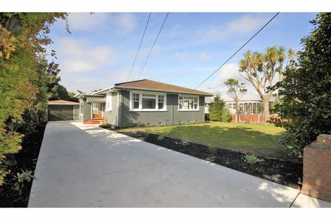 Photo of property in 7 Clouston Street, Saint Martins, Christchurch, 8022