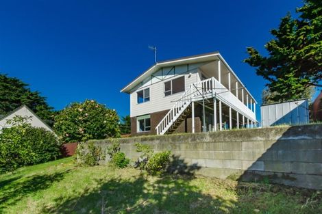 Photo of property in 4 Whyte Street, Paraparaumu Beach, Paraparaumu, 5032