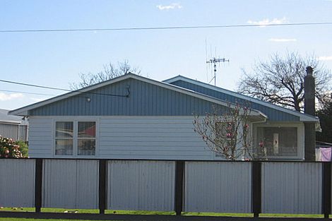 Photo of property in 43 Tiro Tiro Road, Levin, 5510