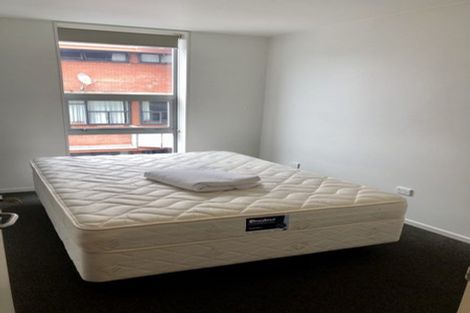 Photo of property in 2u4 Torrens Terrace, Mount Cook, Wellington, 6011