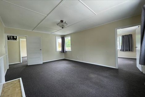 Photo of property in 22 Pearce Crescent, Taita, Lower Hutt, 5011