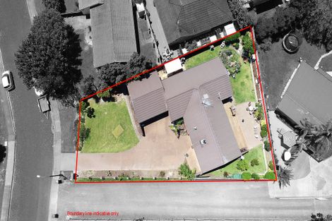 Photo of property in 32 Walton Street, Red Beach, 0932